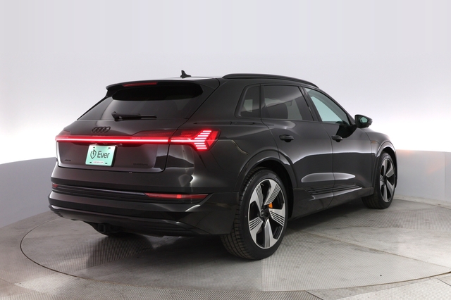 2023 Audi e-tron