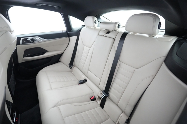 2022 BMW i4
