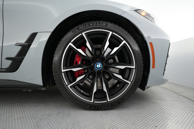 2022 BMW i4
