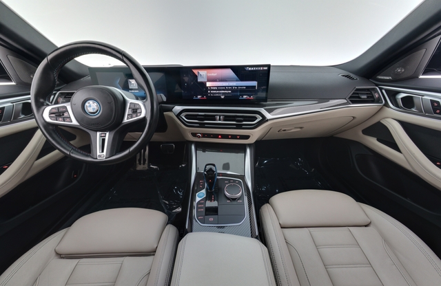 2022 BMW i4