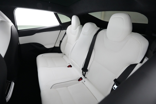 2022 Tesla Model S