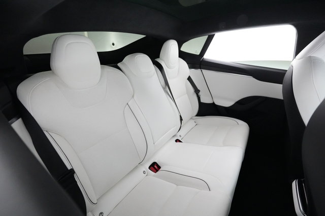 2022 Tesla Model S