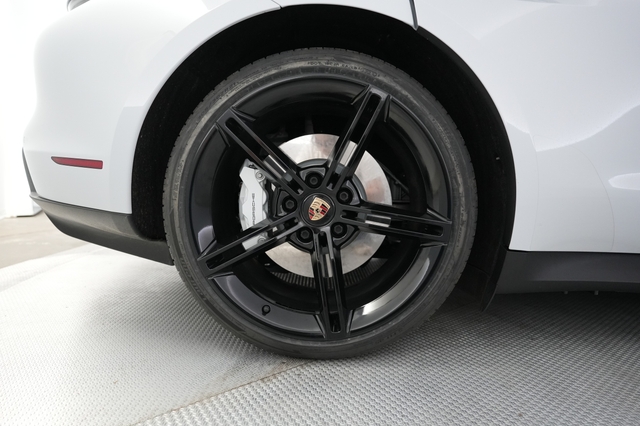 2022 Porsche Taycan