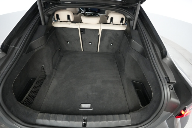 2023 BMW i4