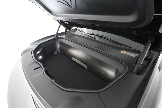 2024 Rivian R1S