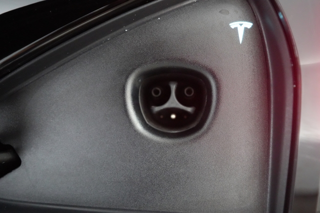 2023 Tesla Model S