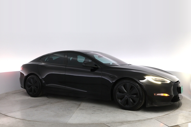 2022 Tesla Model S