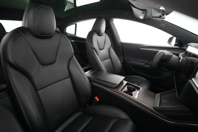 2022 Tesla Model S