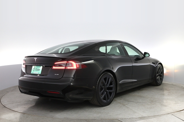 2022 Tesla Model S