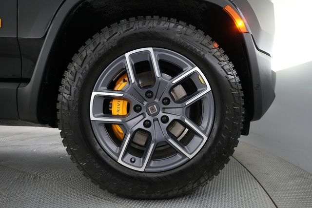 2023 Rivian R1T
