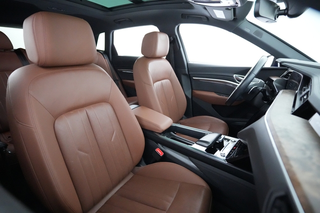 2022 Audi e-tron