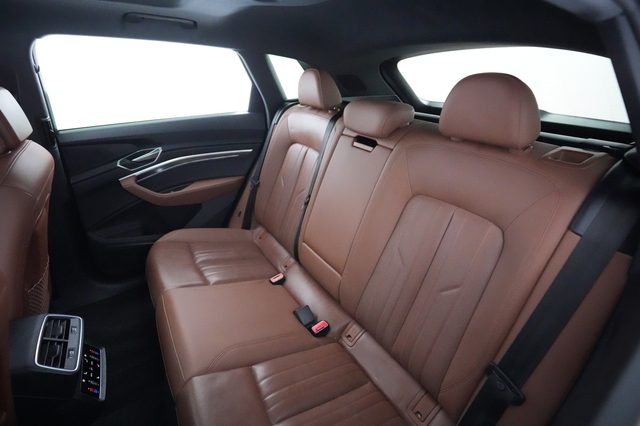 2022 Audi e-tron