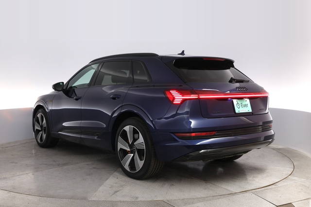 2022 Audi e-tron