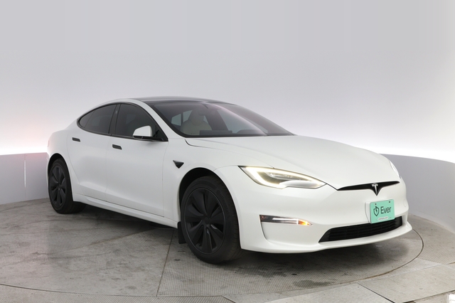 2022 Tesla Model S