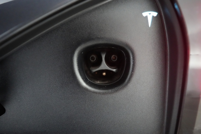 2023 Tesla Model S