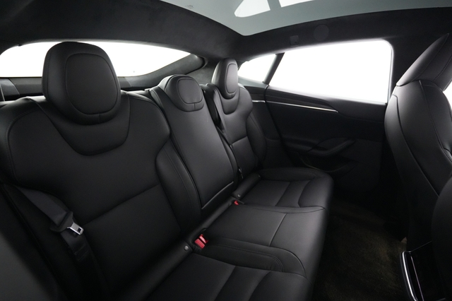 2022 Tesla Model S