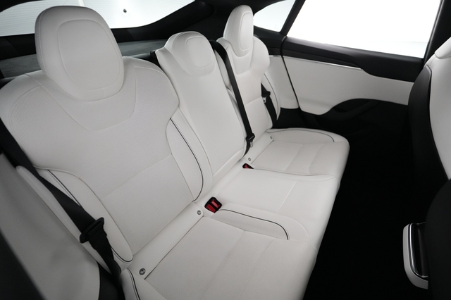 2022 Tesla Model S
