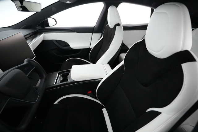 2022 Tesla Model S