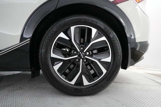 2023 Kia EV6