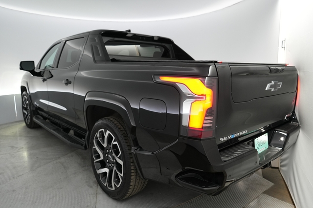 2024 Chevrolet Silverado EV