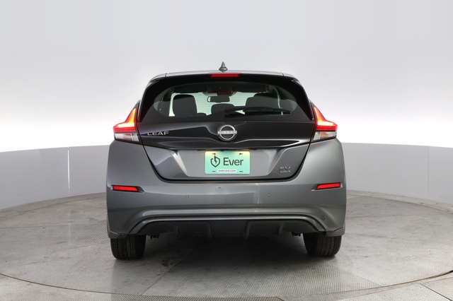 2024 Nissan LEAF