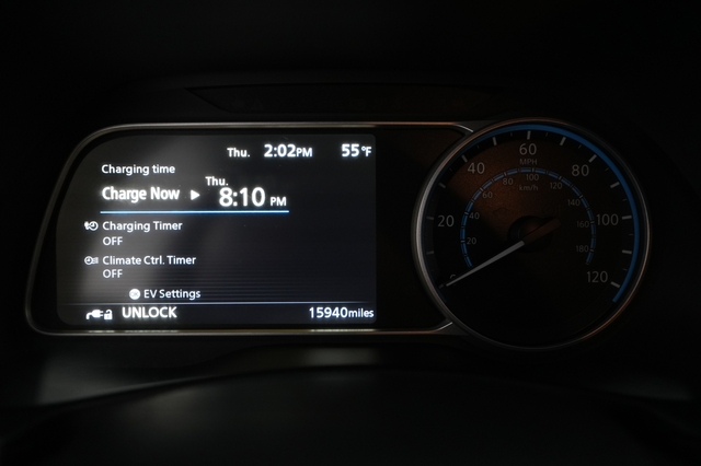2024 Nissan LEAF