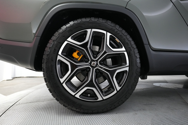 2022 Rivian R1T