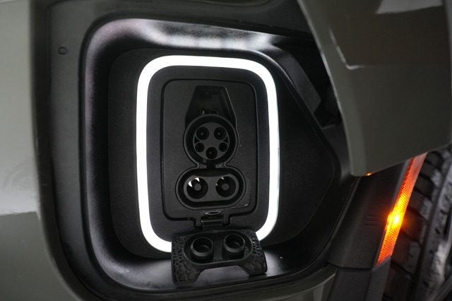 2022 Rivian R1T