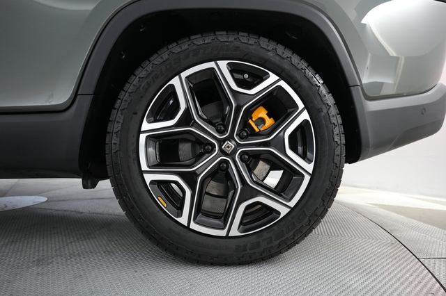 2022 Rivian R1T