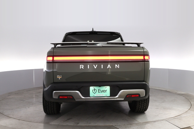 2022 Rivian R1T