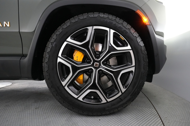 2022 Rivian R1T