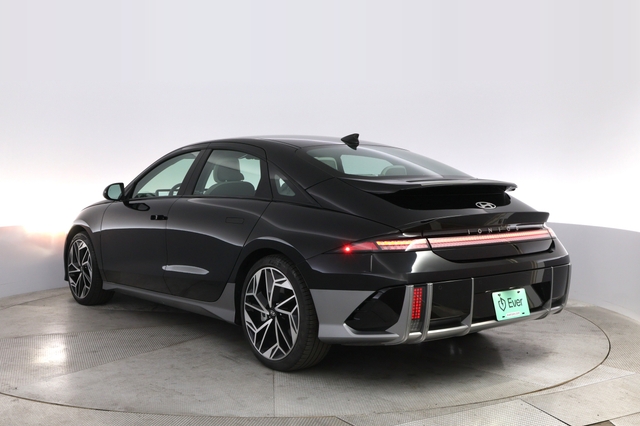 2023 Hyundai IONIQ 6