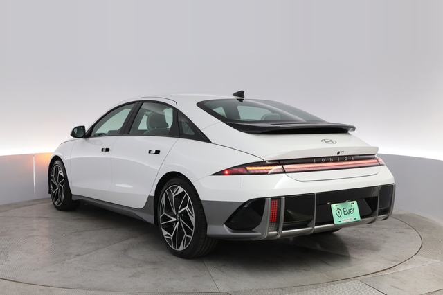 2023 Hyundai IONIQ 6