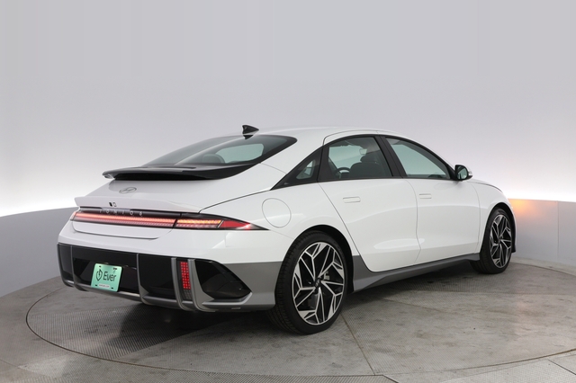 2023 Hyundai IONIQ 6