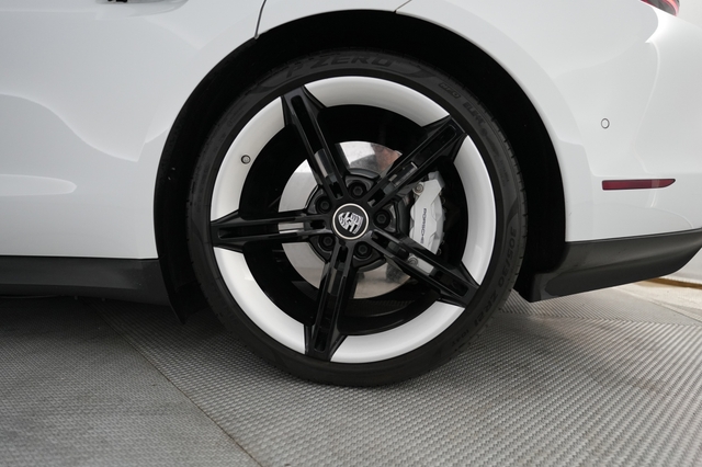 2022 Porsche Taycan