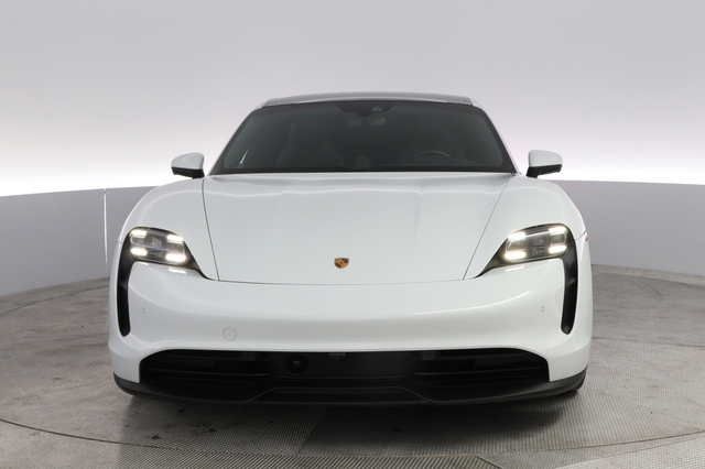 2022 Porsche Taycan