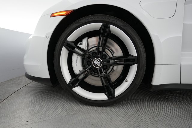 2022 Porsche Taycan