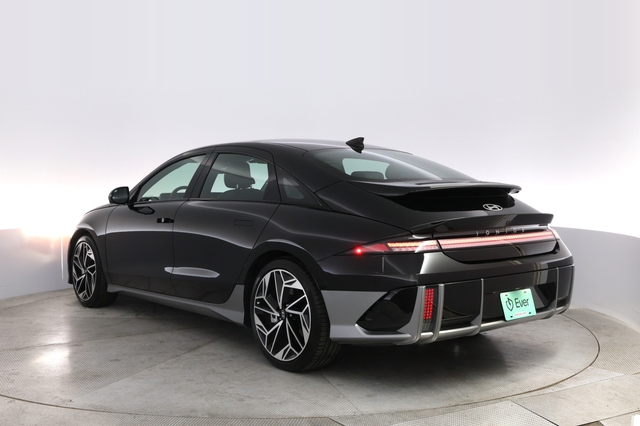2023 Hyundai IONIQ 6