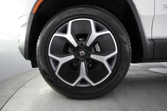2023 Rivian R1S