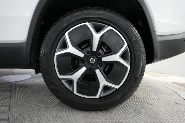 2023 Rivian R1S