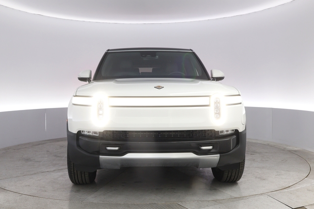 2023 Rivian R1S