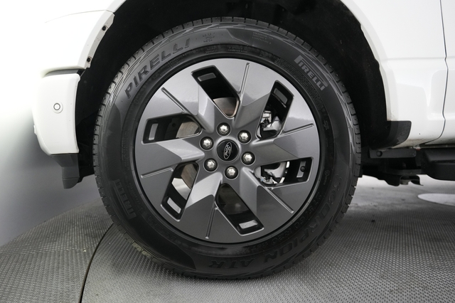 2022 Ford F-150 Lightning