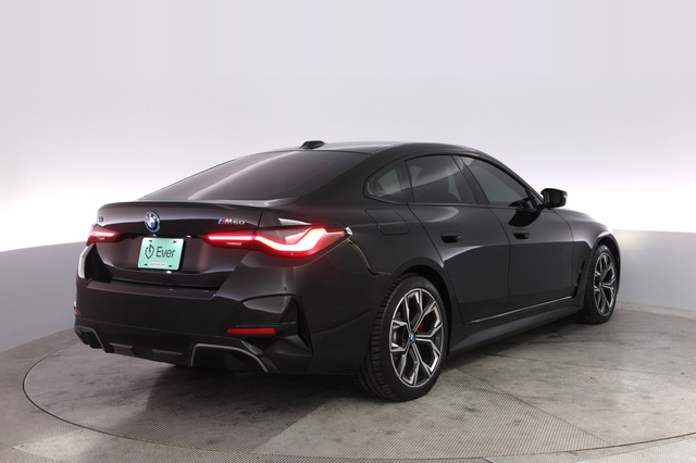 2023 BMW i4