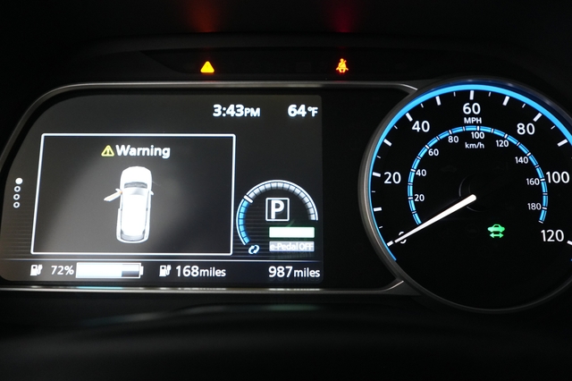 2024 Nissan LEAF