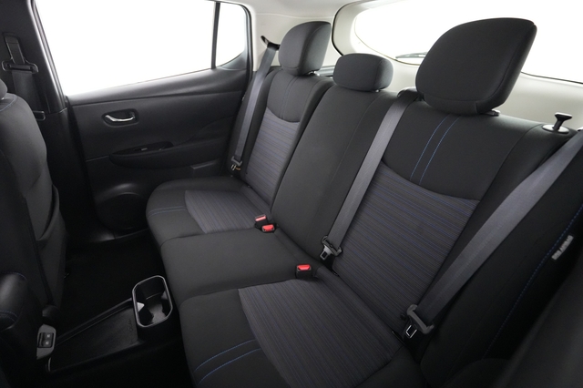 2024 Nissan LEAF