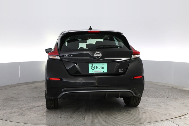 2024 Nissan LEAF