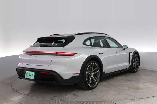2022 Porsche Taycan