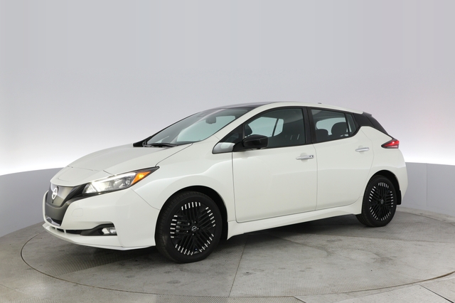 2023 Nissan LEAF