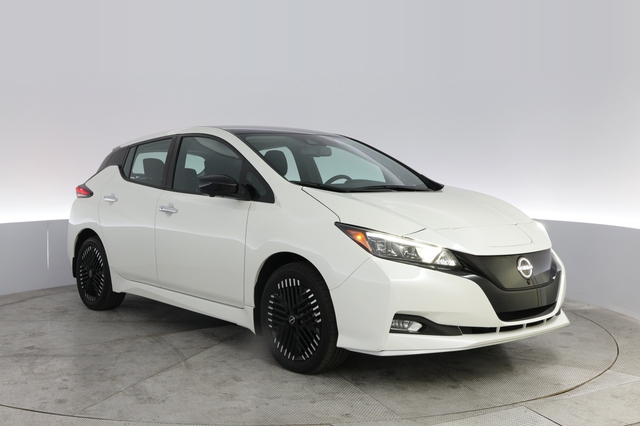 2023 Nissan LEAF