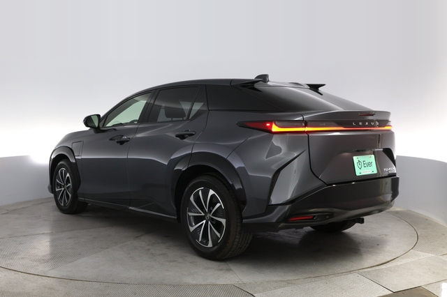 2023 Lexus RZ